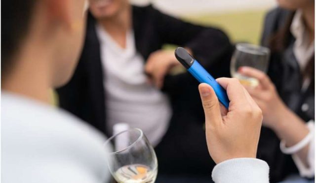 Elektronik Sigara COVID-19'u Neden Daha Tehlikeli Hale Getirir