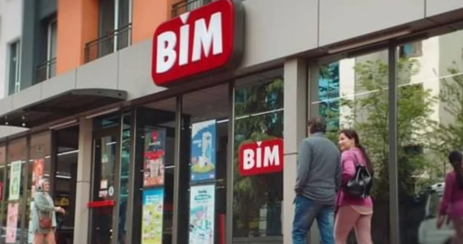 BİM'den Dev Hamle: BİM Marketler Monster Oyun Bilgisayarı Satacak !