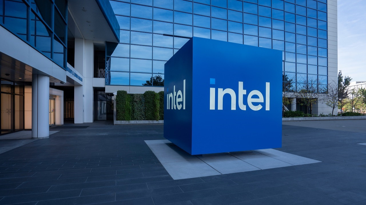Nvidia, Intel'in 18A Üretim Sürecini Test Etmeyi Durdurdu: Intel Hisseleri Düşüşe Geçti