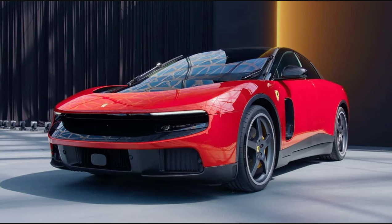 ferrari elektrikli otomobil